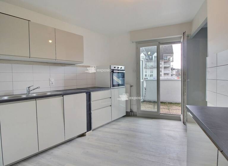 Appartement à louer - Neuf 929 € 3 pièces 2<br/>chambres 69,4 m²<br/>superficie 1er<br/>étage Challes-les-Eaux 73190