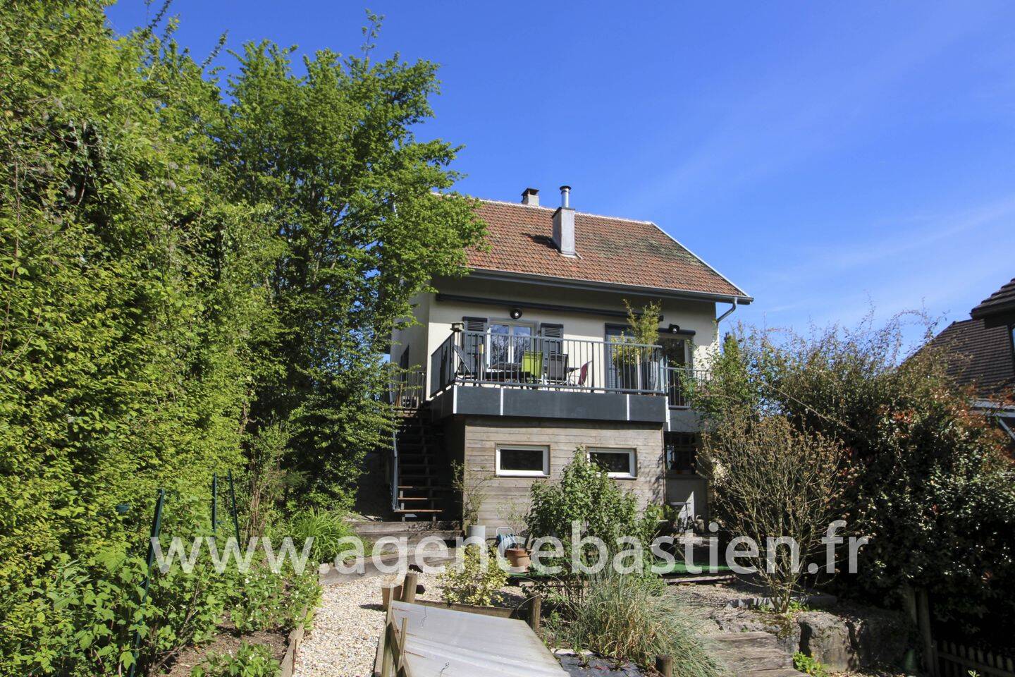 Maison 5 pièces 158 m² · à Divonne-les-Bains · 158 m² · 795 000 €