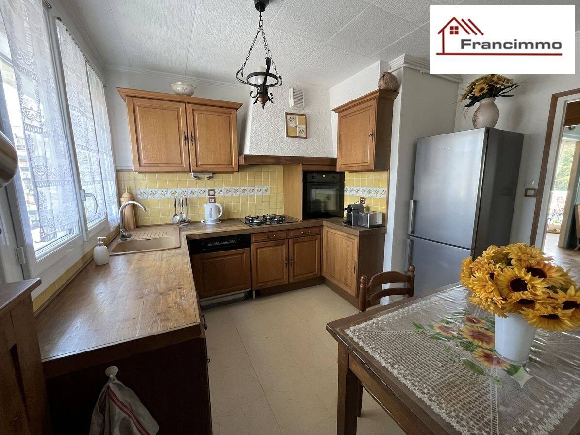 Appartement 4 pièces 92 m² · à Échirolles · 92,2 m² · 120 000 €