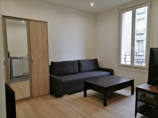 Studio à vendre 98 000 € 1 pièce 18,5 m² Étage 1/4 Argenteuil 95100