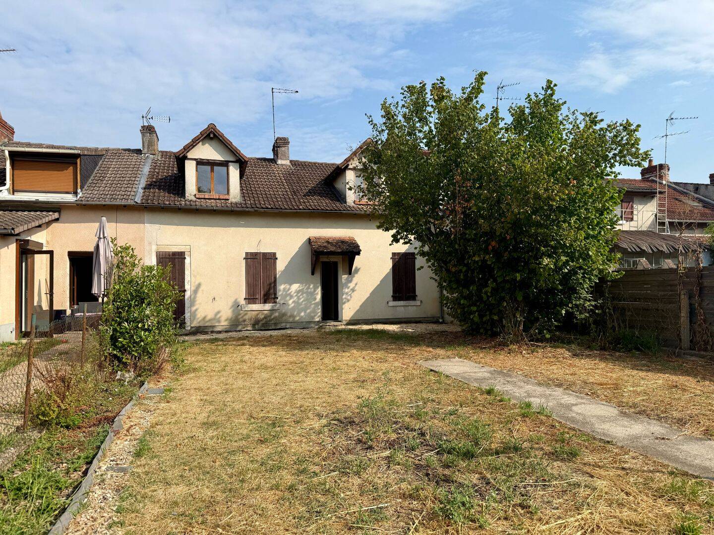Maison 5 pièces 106 m² · à Vierzon · 106 m² · 88 000 €