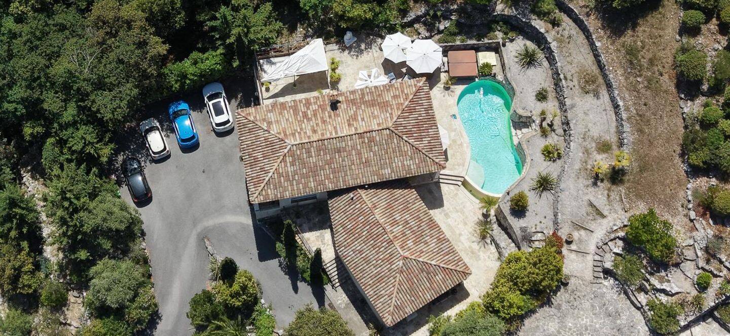 Maison 6 pièces 186 m² · à Roquefort-les-Pins · 186 m² · 1 370 000 €