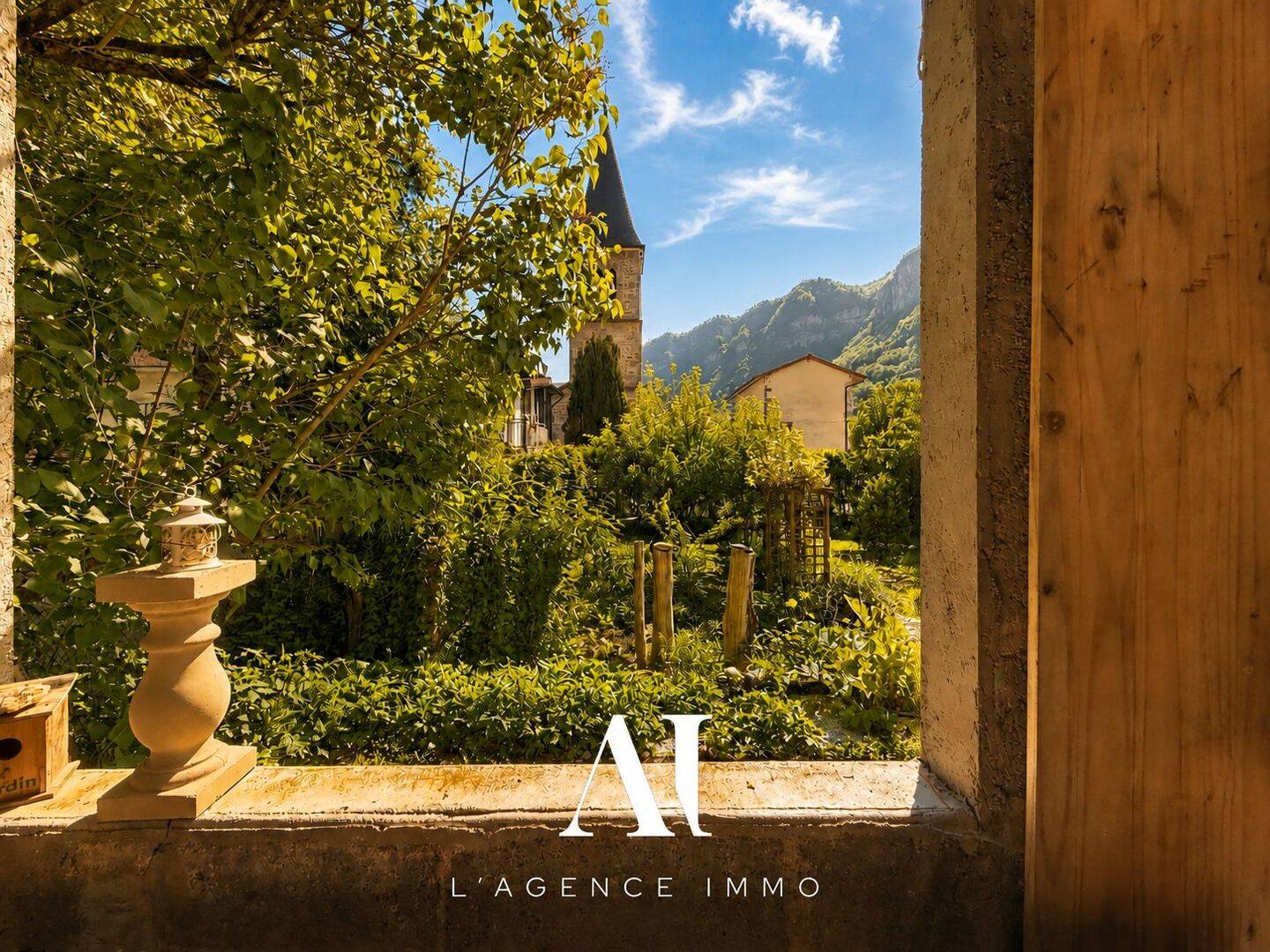 Maison 9 pièces 237 m² · à Chaley · 237 m² · 299 000 €