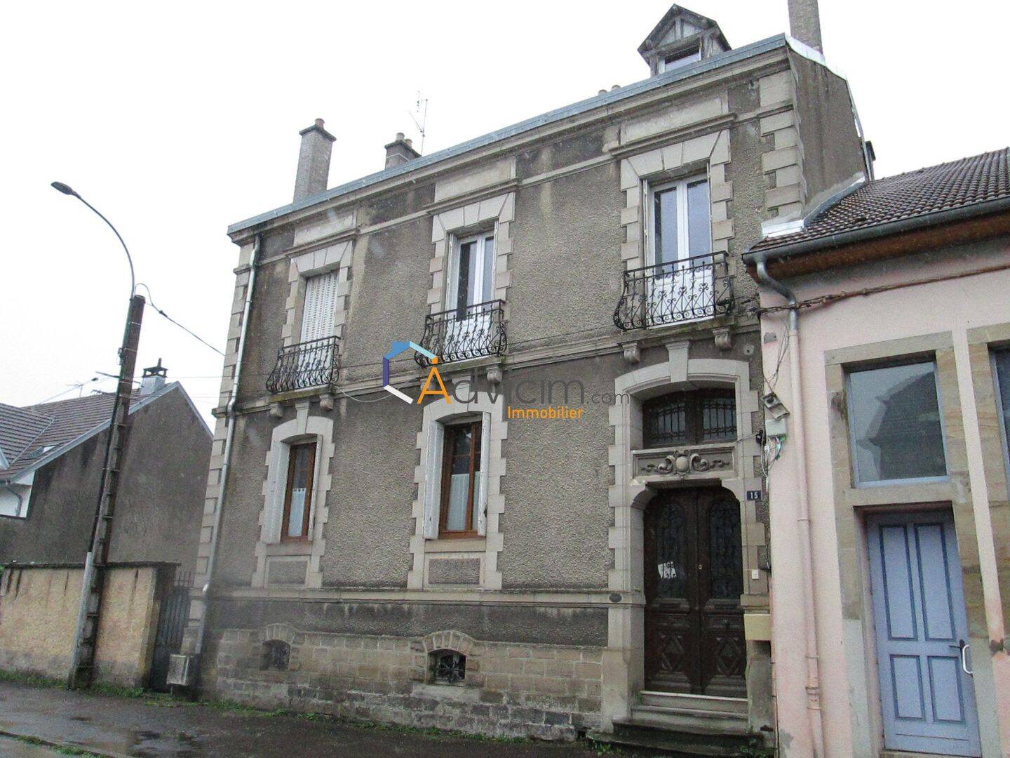 Maison 12 pièces 269 m² · à Lure · 269 m² · 275 000 €