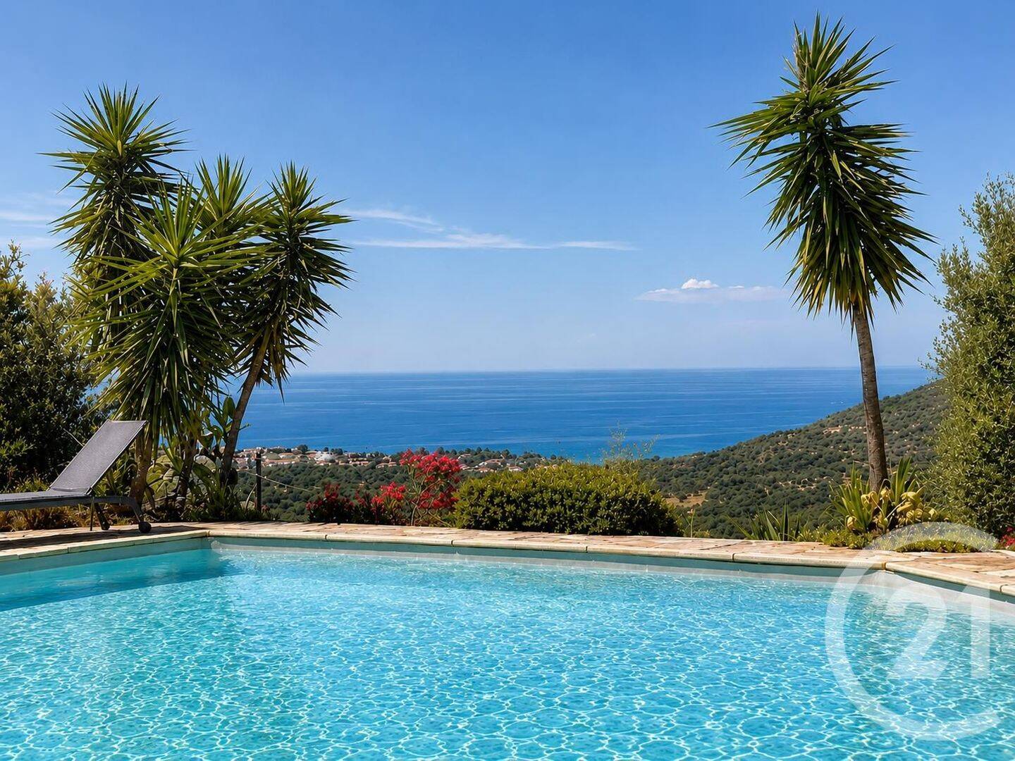 Maison 8 pièces 242 m² · à Monticello · 242,3 m² · 1 897 000 €