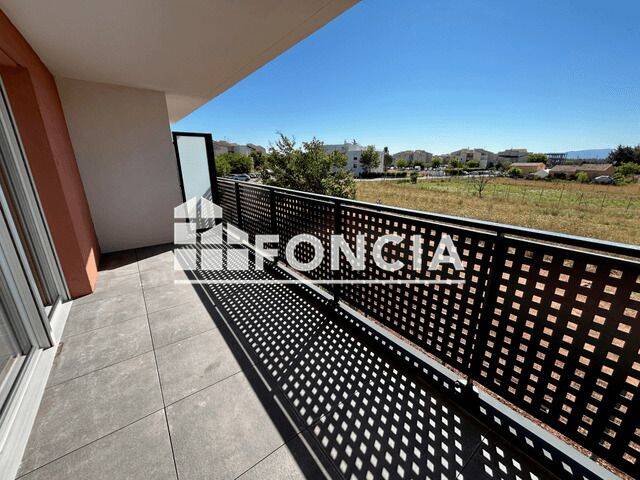 Appartement 3 pièces 65 m² · à Le Luc · 65,3 m² · 868 €