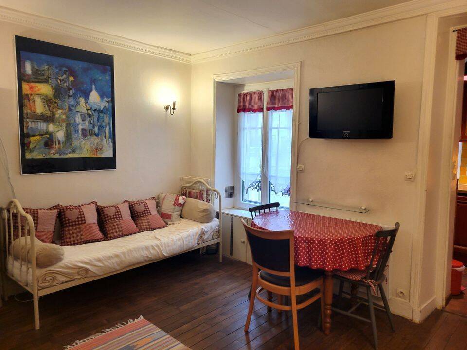 Appartement 1 pièce 23 m² · à Paris 18ème Arrondissement · 23 m² · 867 €