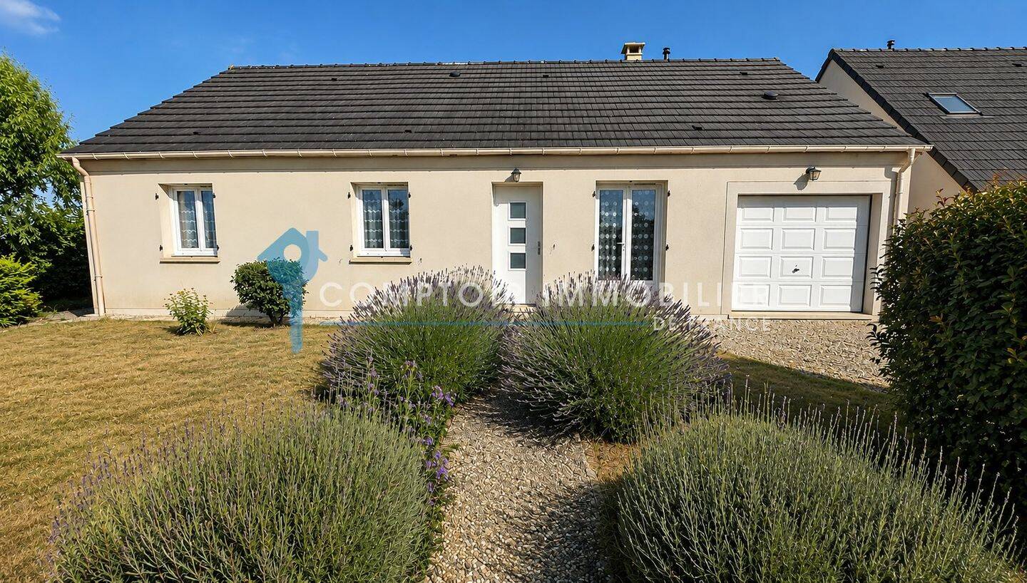 Maison 5 pièces 93 m² · à Auneau-Bleury-Saint-Symphorien · 93 m² · 1 050 €