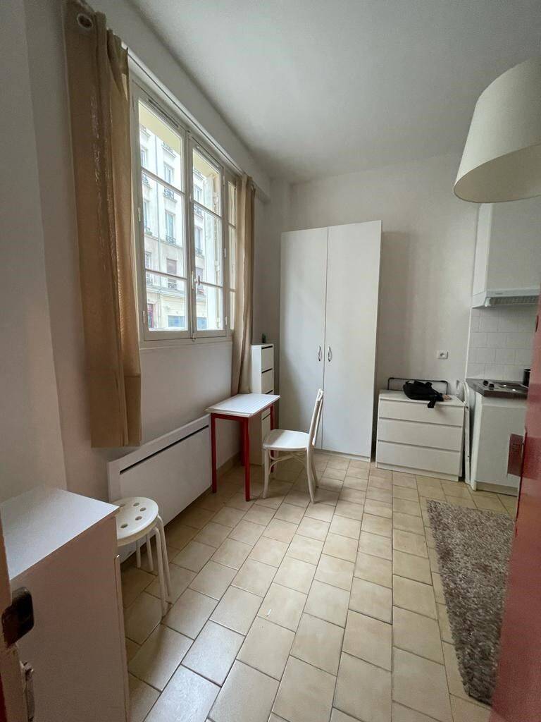 Appartement 1 pièce 13 m² · à Paris 12ème Arrondissement · 13 m² · 800 €/mois