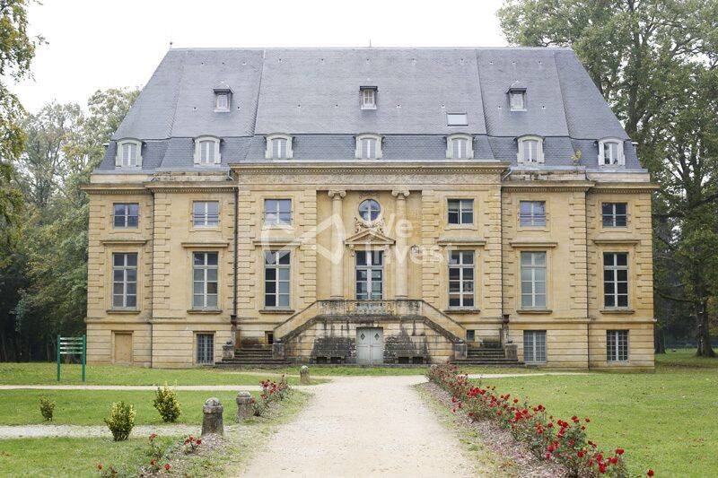 Maison 40 pièces 746 m² · à Bazeilles · 746 m² · 3 500 000 €