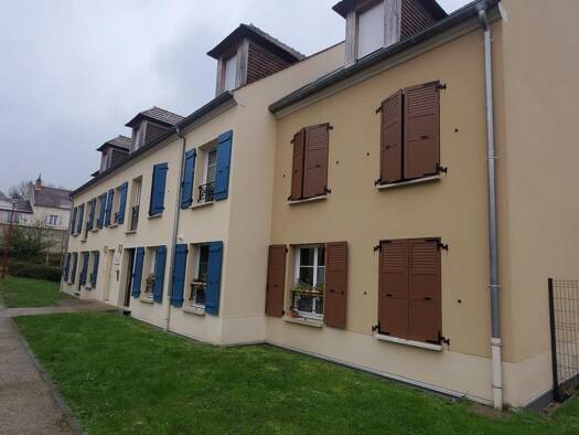 Appartement à louer 662 € 3 pièces 2 chambres 57 m² 1er étage Fleurines 60700