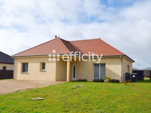 Maison de plain-pied à vendre 267 000 € 5 pièces 3 chambres 112 m² 1 075 m² de terrain Gigny-sur-Saône 71240