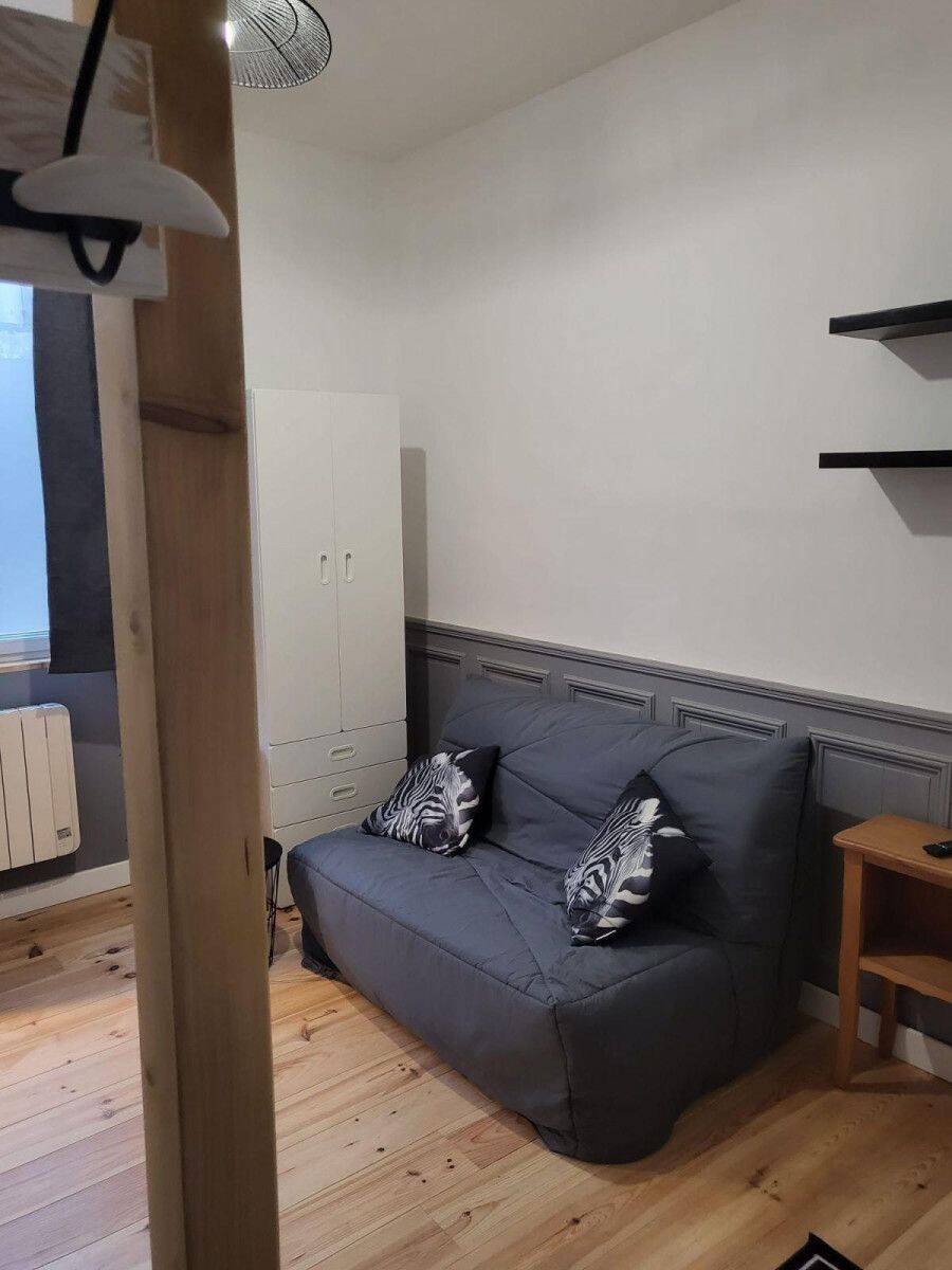 Appartement 1 pièce 17 m² · à Pont-l'Abbé · 17 m² · 410 €