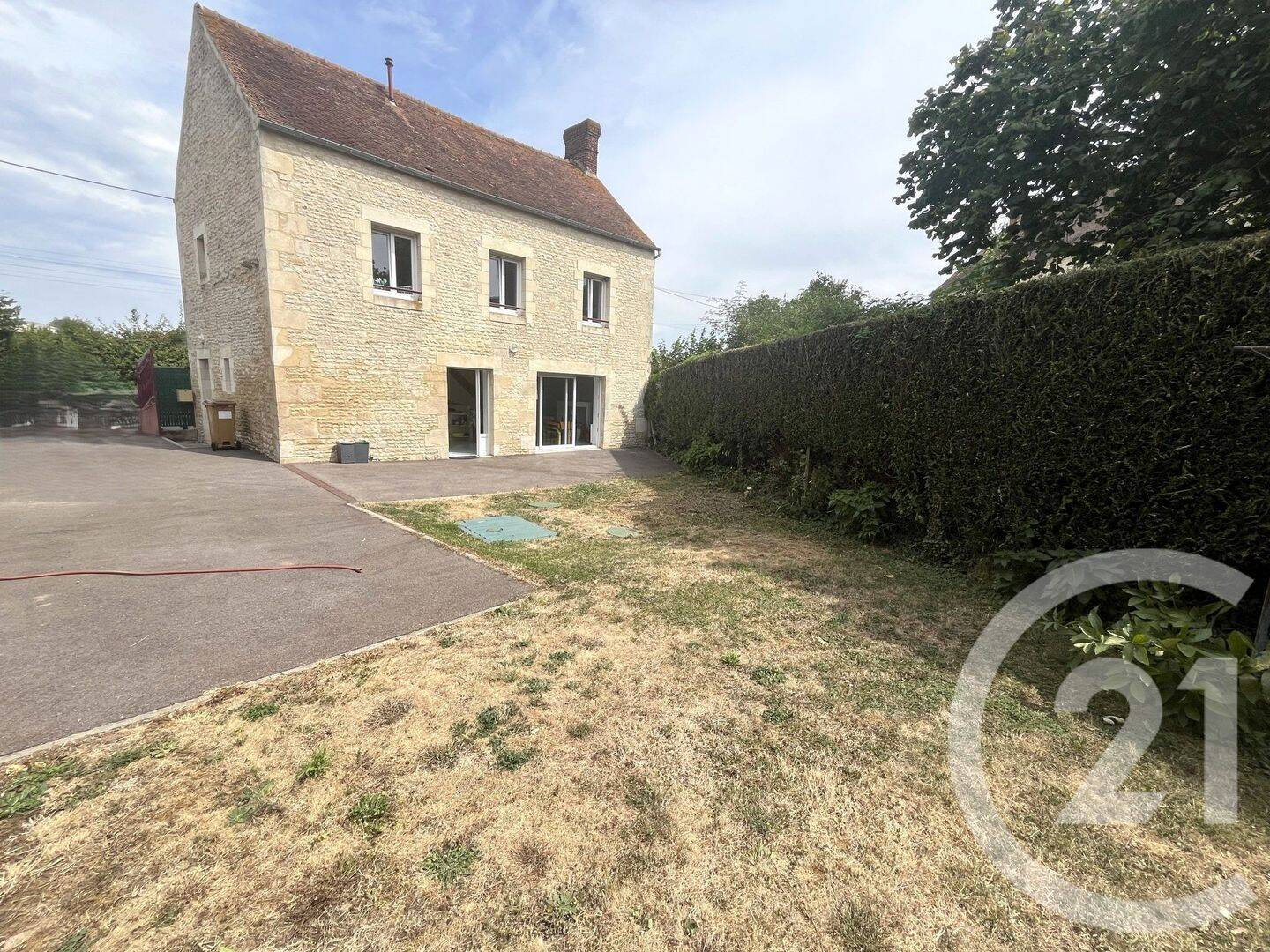 Maison 4 pièces 92 m² · à Monts-sur-Orne · 92 m² · 667 €