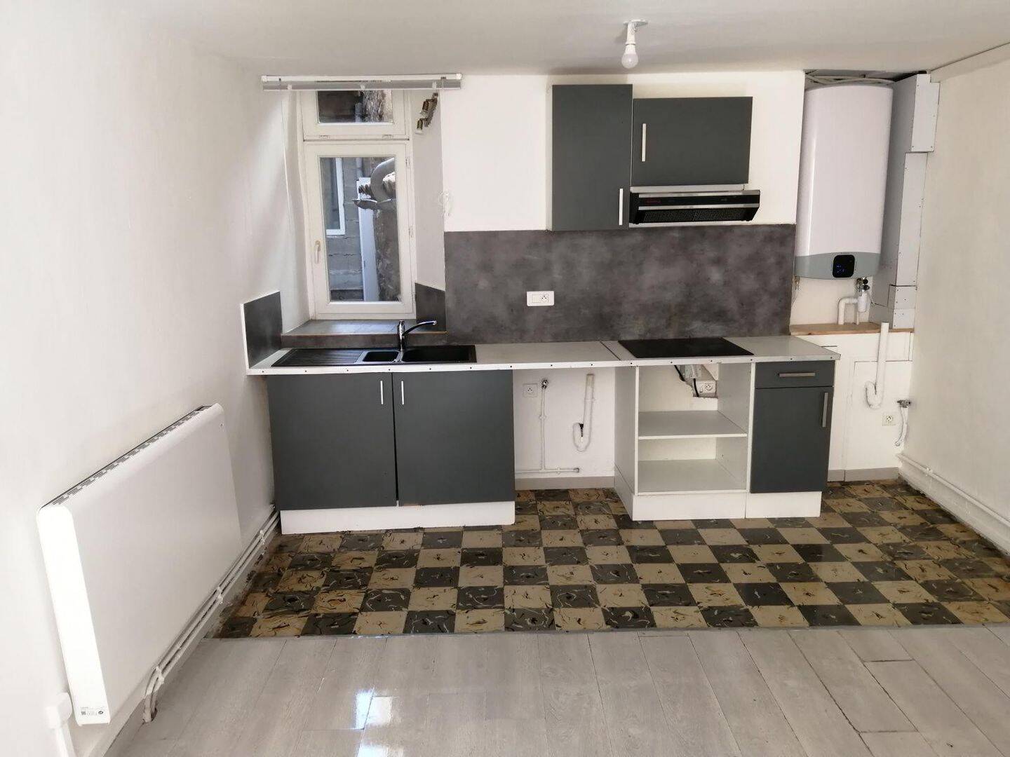 Appartement 2 pièces 37 m² · à Millau · 37 m² · 470 €