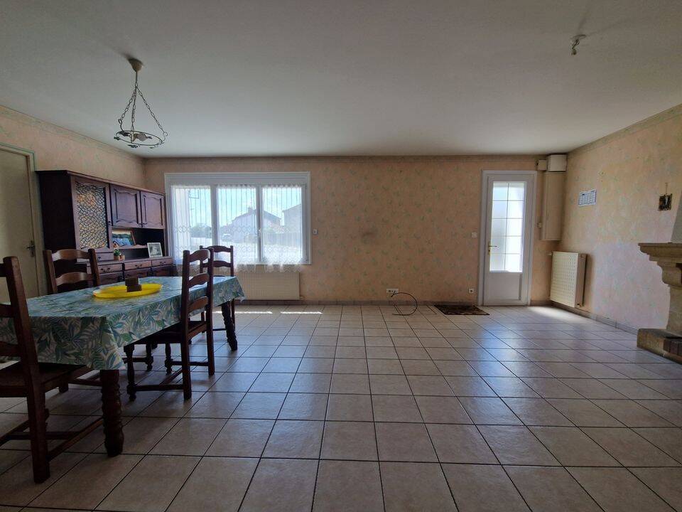 Maison 4 pièces 120 m² · à Mauges-sur-Loire · 120 m² · 137 800 €