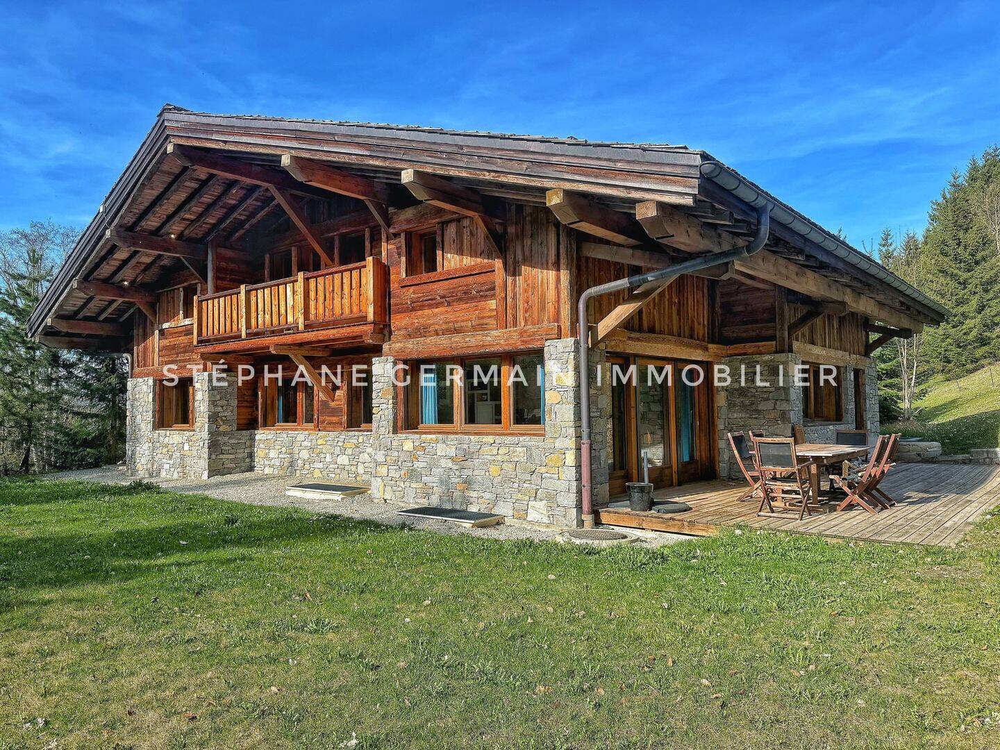Maison 8 pièces 367 m² · à Demi-Quartier · 367 m² · 4 490 000 €