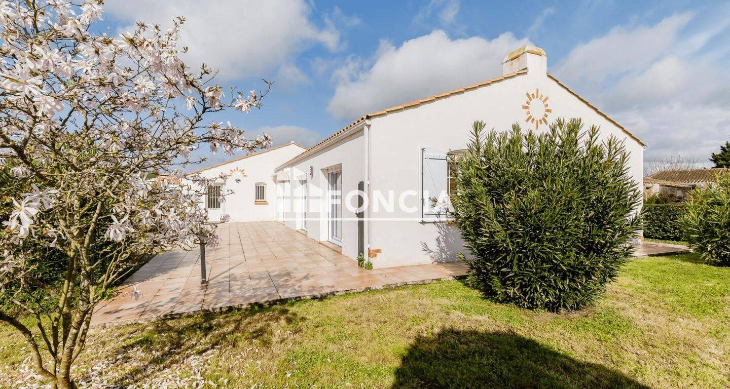 Maison 4 pièces 98 m² · à Coëx · 98,3 m² · 269 500 €