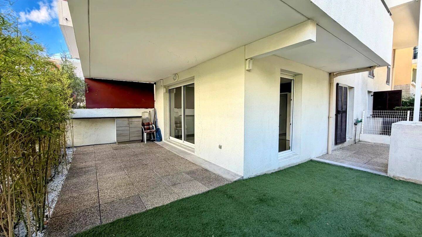 Appartement 3 pièces 65 m² · à Marseille 8ème Arrondissement · 65,2 m² · 1 650 €/mois