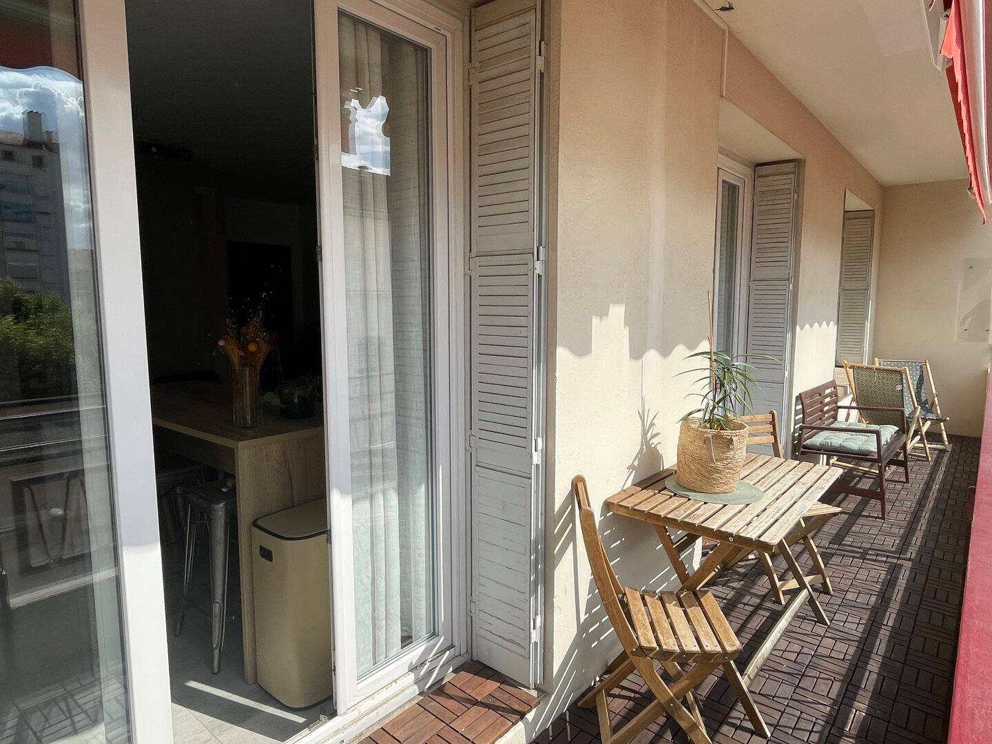 Appartement 3 pièces 64 m² · à Lyon 6ème Arrondissement · 64,1 m² · 350 000 €