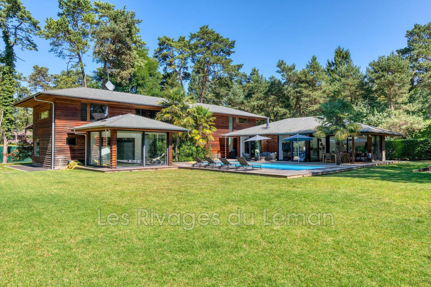 Maison 7 pièces 347 m² · à Sciez · 347 m² · 2 850 000 €