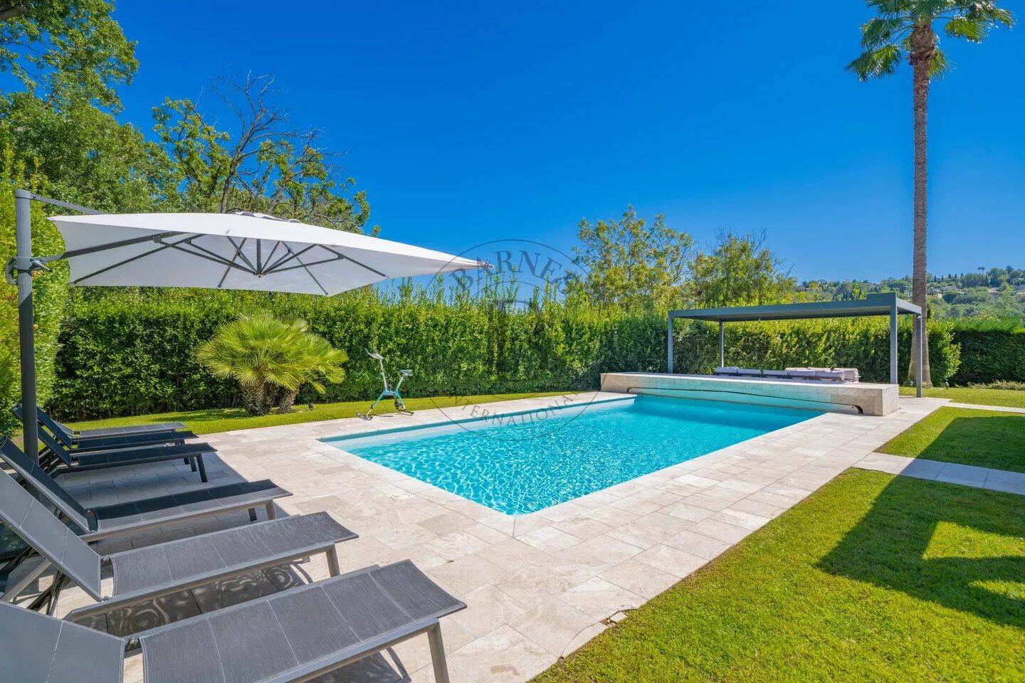 Maison 7 pièces 234 m² · à Mougins · 234 m² · 1 950 000 €
