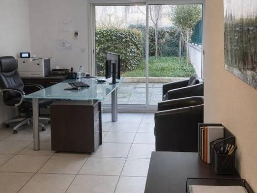 Local commercial à vendre 399 000 € 109 m² de surface de vente Plateau Notre Dame Nord Saint-Raphaël 83700