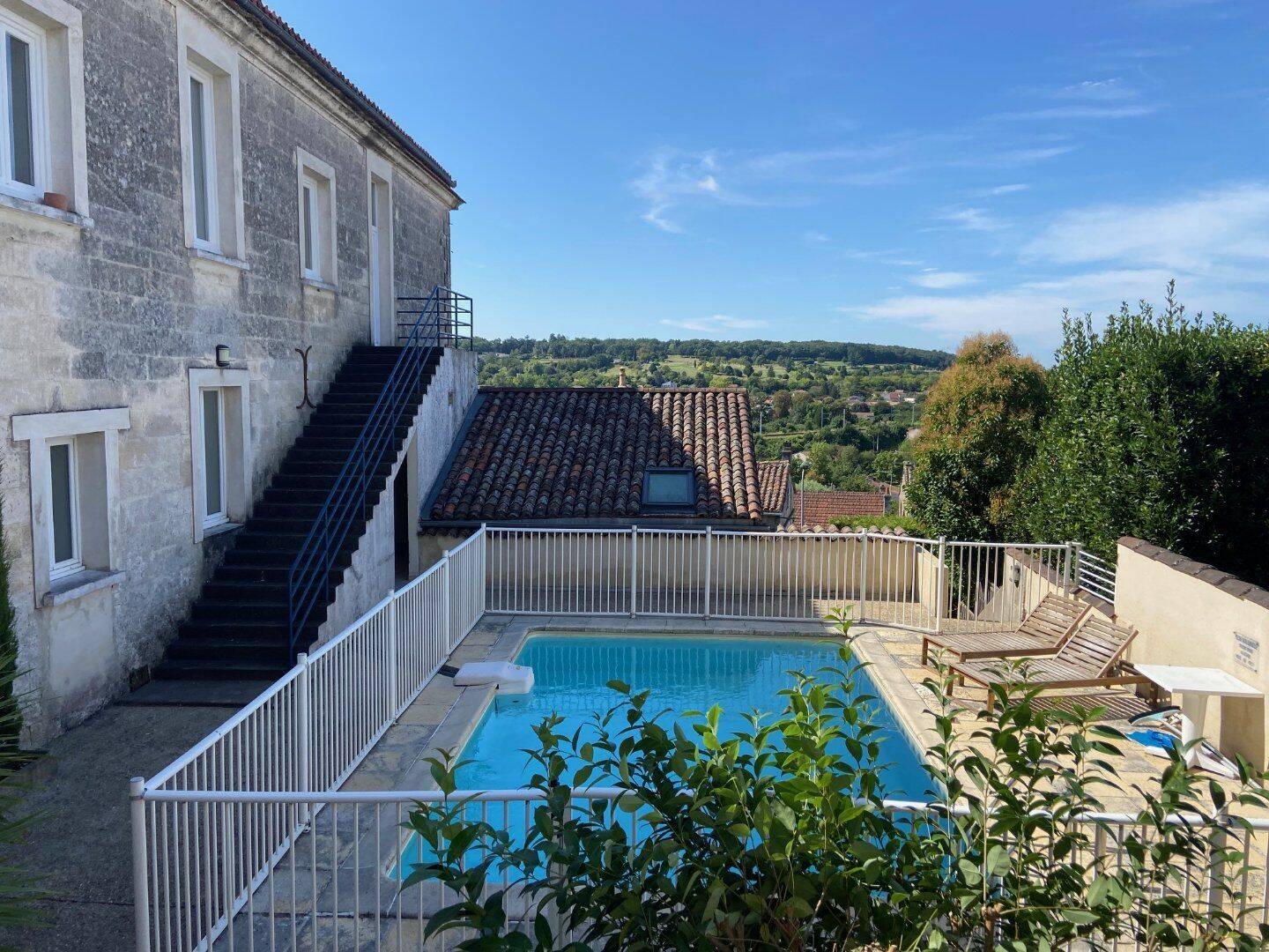 Appartement 2 pièces 50 m² · à Angoulême · 50 m² · 600 €