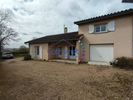 Maison à vendre 159 900 € 4 pièces 2 chambres 74 m² 1 480 m² de terrain Baugy 71110