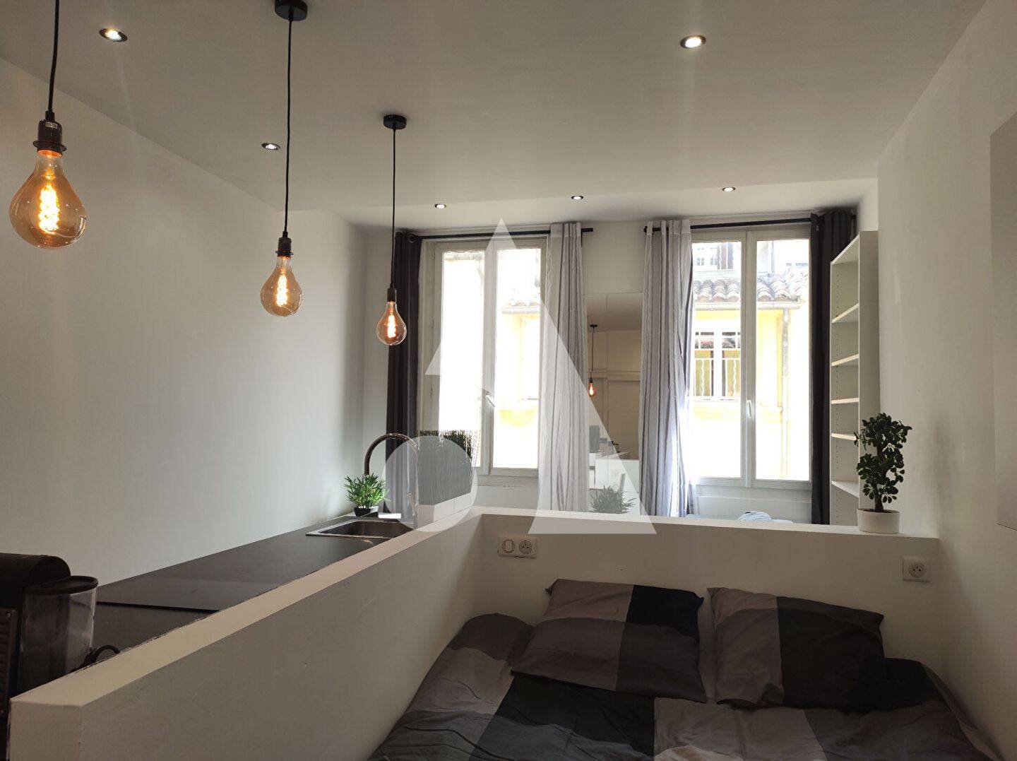 Appartement 1 pièce 23 m² · à Aix-en-Provence · 23,4 m² · 720 €