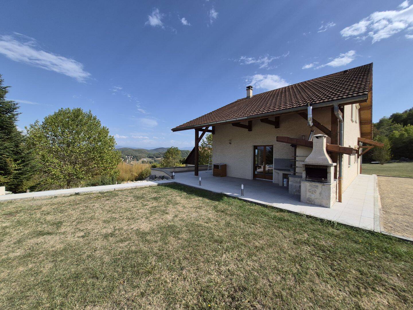 Maison 5 pièces 142 m² · à Cuzieu · 142 m² · 399 000 €