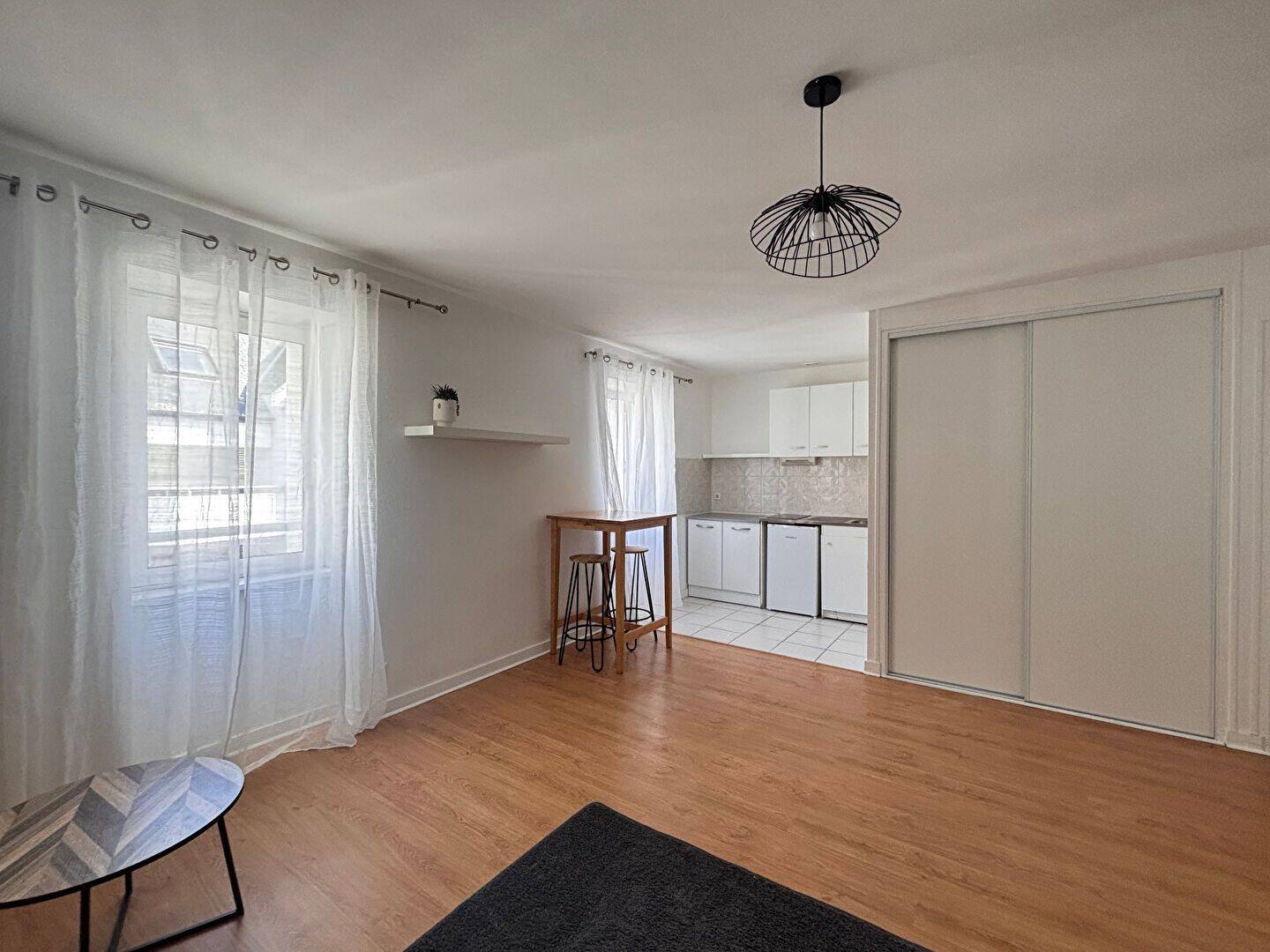Appartement 1 pièce 30 m² · à Quimper · 29,7 m² · 500 €/mois