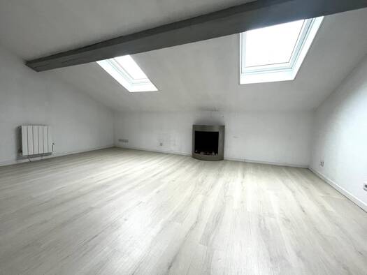 Appartement à vendre 85 000 € 3 pièces 2 chambres 64 m² Étage 3/3 Jarville Ouest-Gallieni Jarville-la-Malgrange 54140