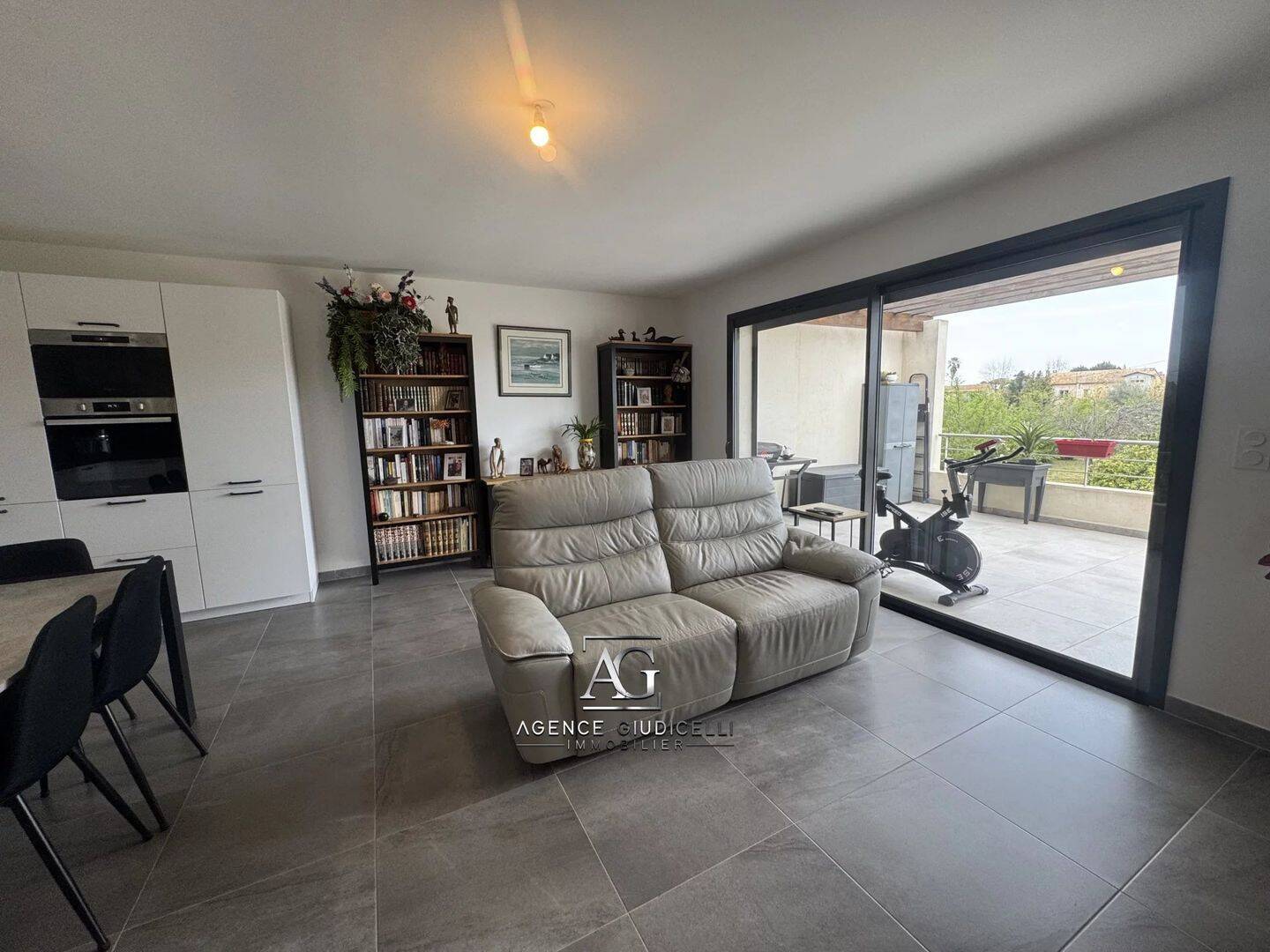 Appartement 3 pièces 71 m² · à Ghisonaccia · 71,3 m² · 255 000 €