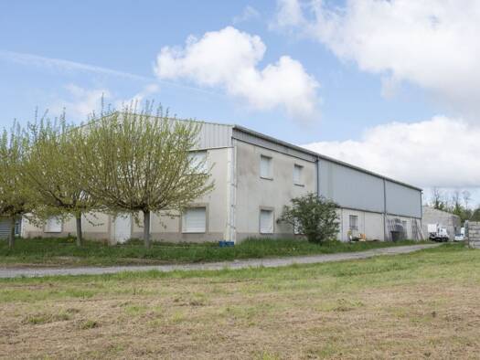 Local commercial à vendre 585 000 € 712,4 m² de surface de vente Saint-Just-de-Claix 38680