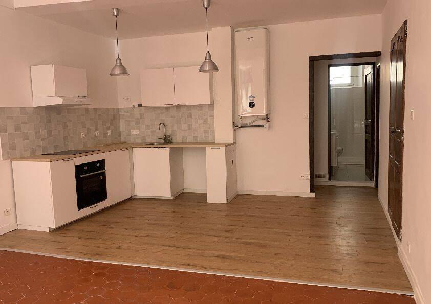 Appartement 3 pièces 58 m² · à Puget-Ville · 58 m² · 735 €/mois