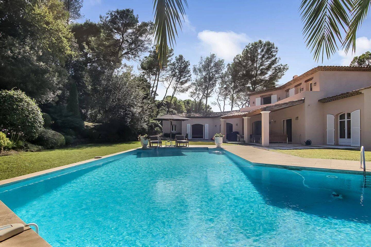 Maison 6 pièces 267 m² · à Mougins · 267 m² · 3 250 000 €