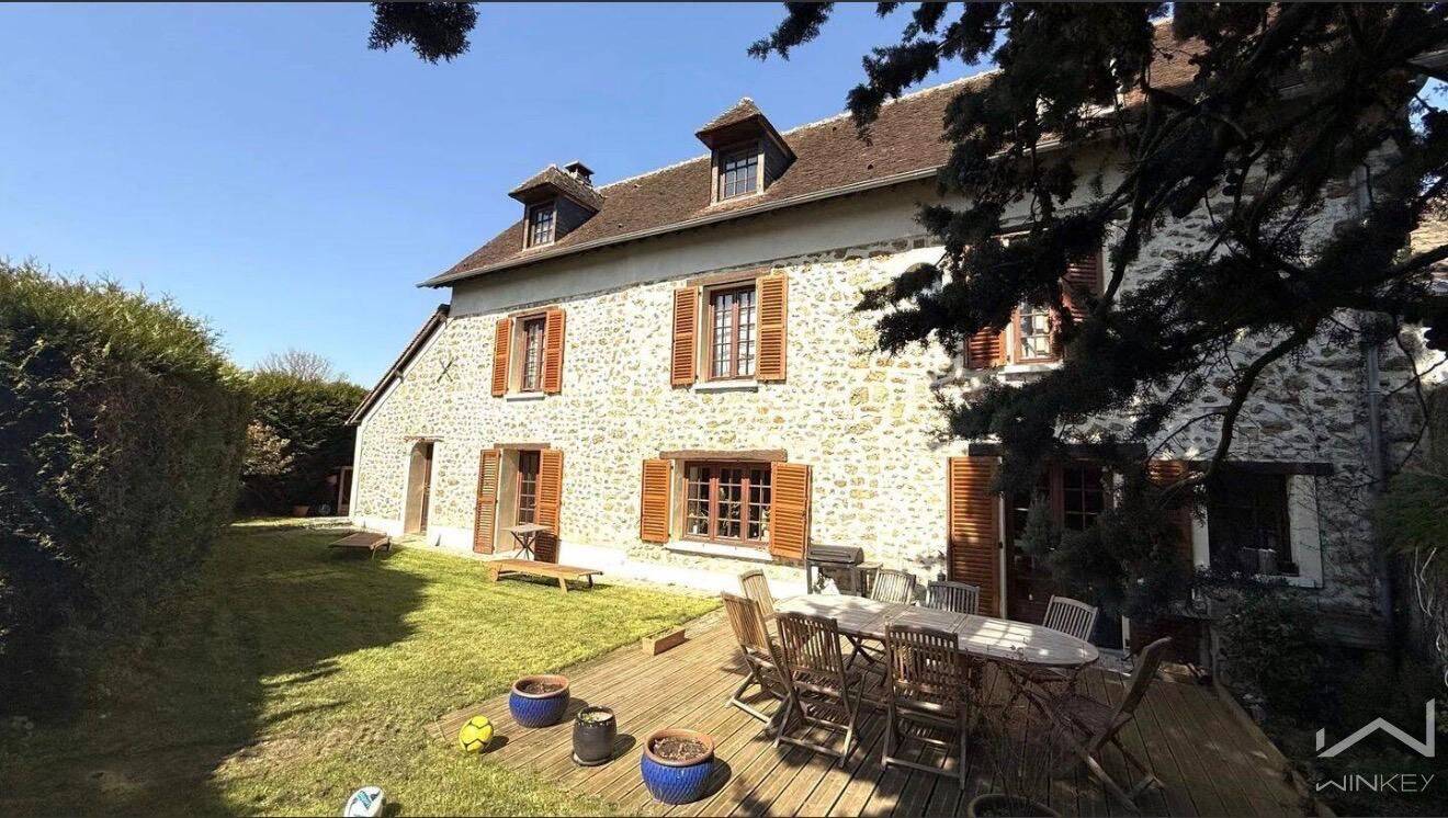 Maison 8 pièces 193 m² · à Plaisir · 193,5 m² · 630 000 €