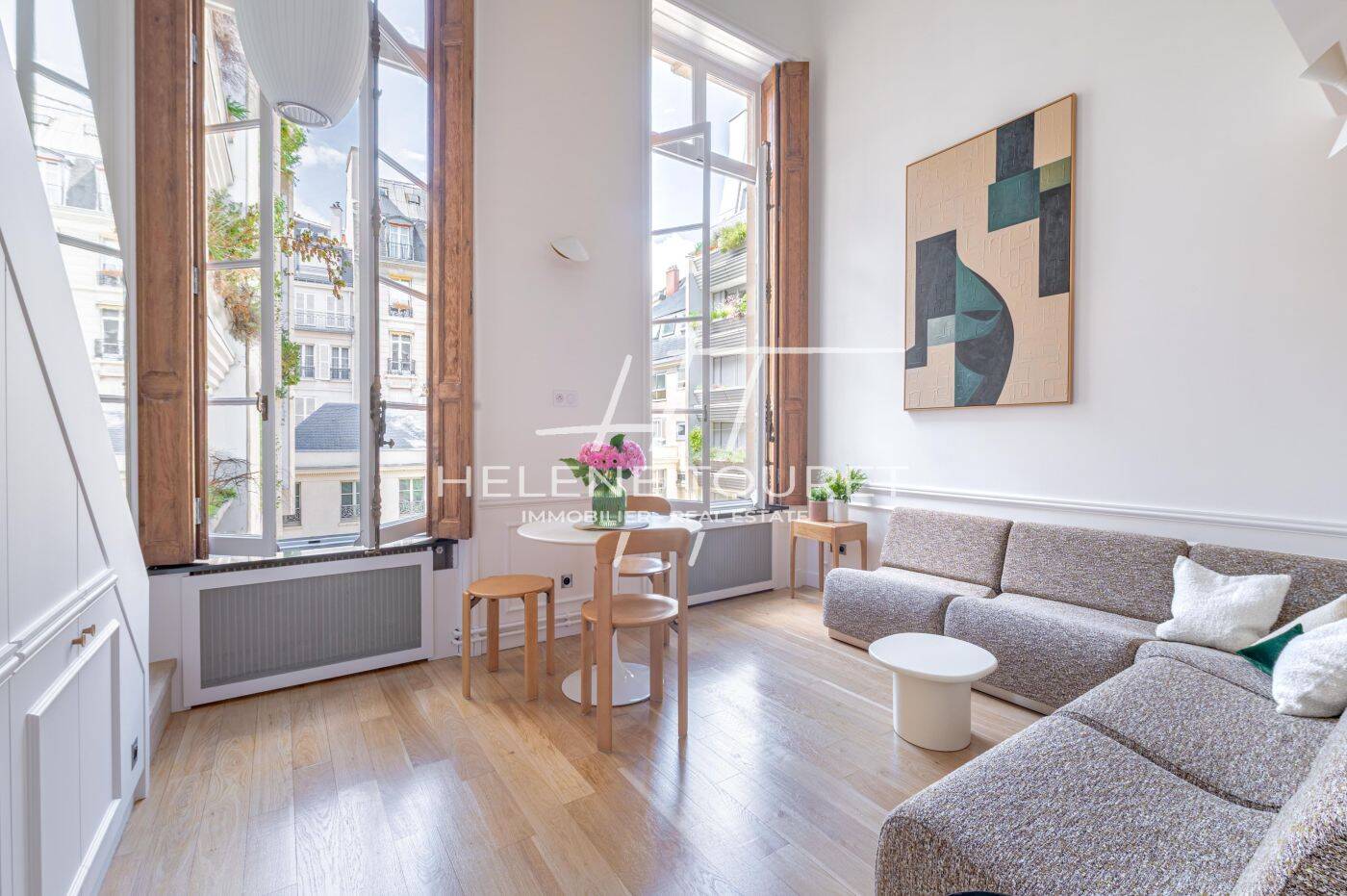 Appartement 2 pièces 55 m² · à Paris 7ème Arrondissement · 54,9 m² · 4 860 €