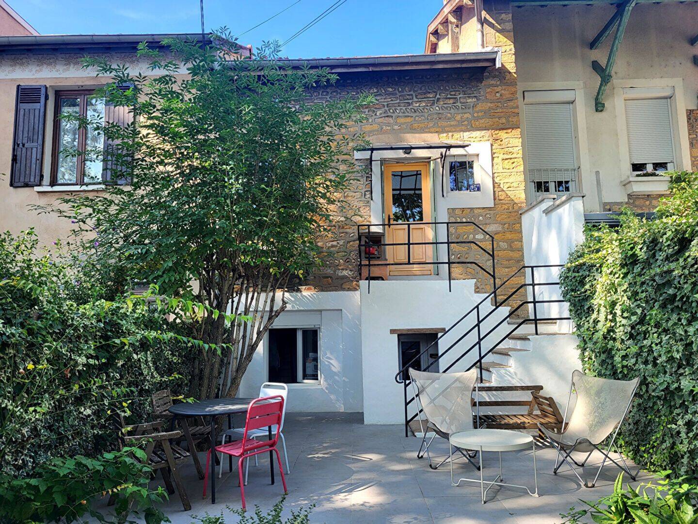 Maison 3 pièces 79 m² · à Neuville-sur-Saône · 78,5 m² · 1 245 €/mois