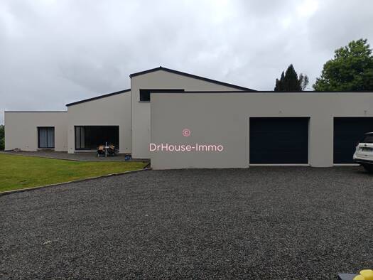 Maison à vendre 443 975 € 6 pièces 4 chambres 249 m² 6 803 m² de terrain Louvigné-du-Désert 35420