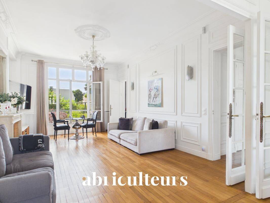 Appartement 7 pièces 189 m² · à Saint-Mandé · 189 m² · 1 895 000 €