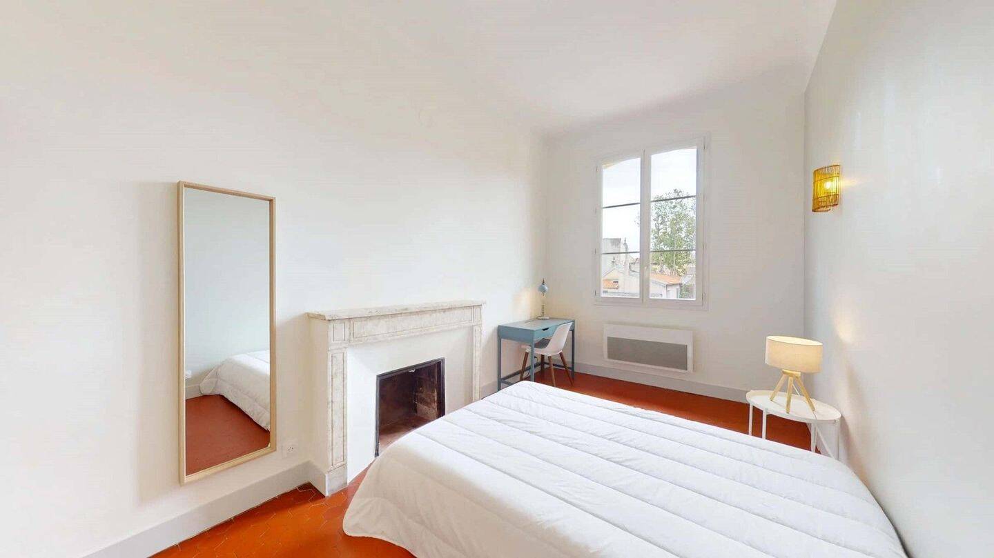 1 pièce 15 m² · à Aix-en-Provence · 15 m² · 795 €