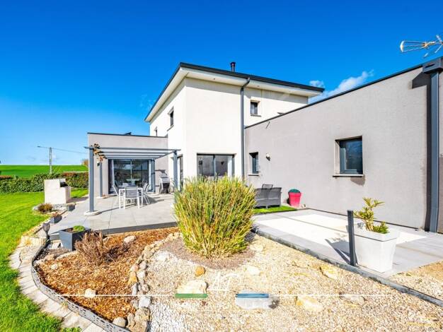 Maison à vendre 335 000 € 6 pièces 4 chambres 129,7 m² 1 652 m² de terrain Cheuge 21310