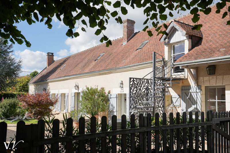 Maison 12 pièces 350 m² · à Francueil · 350 m² · 899 000 €