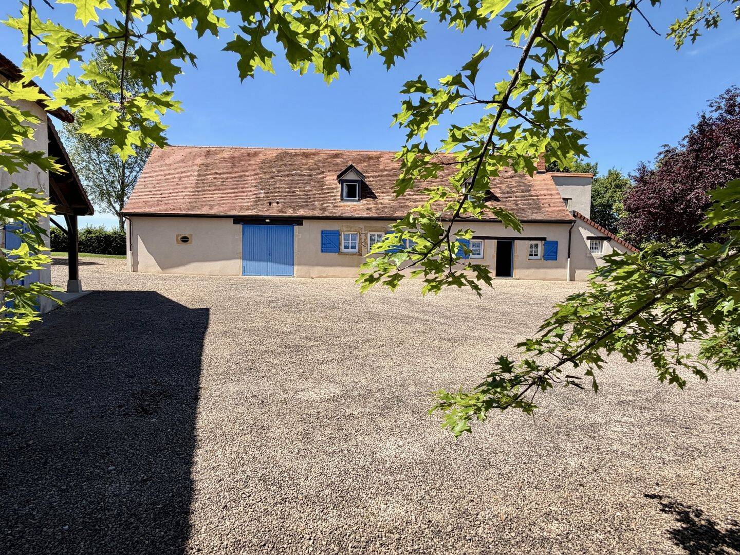 Maison 8 pièces 219 m² · à Paray-le-Monial · 219 m² · 350 000 €