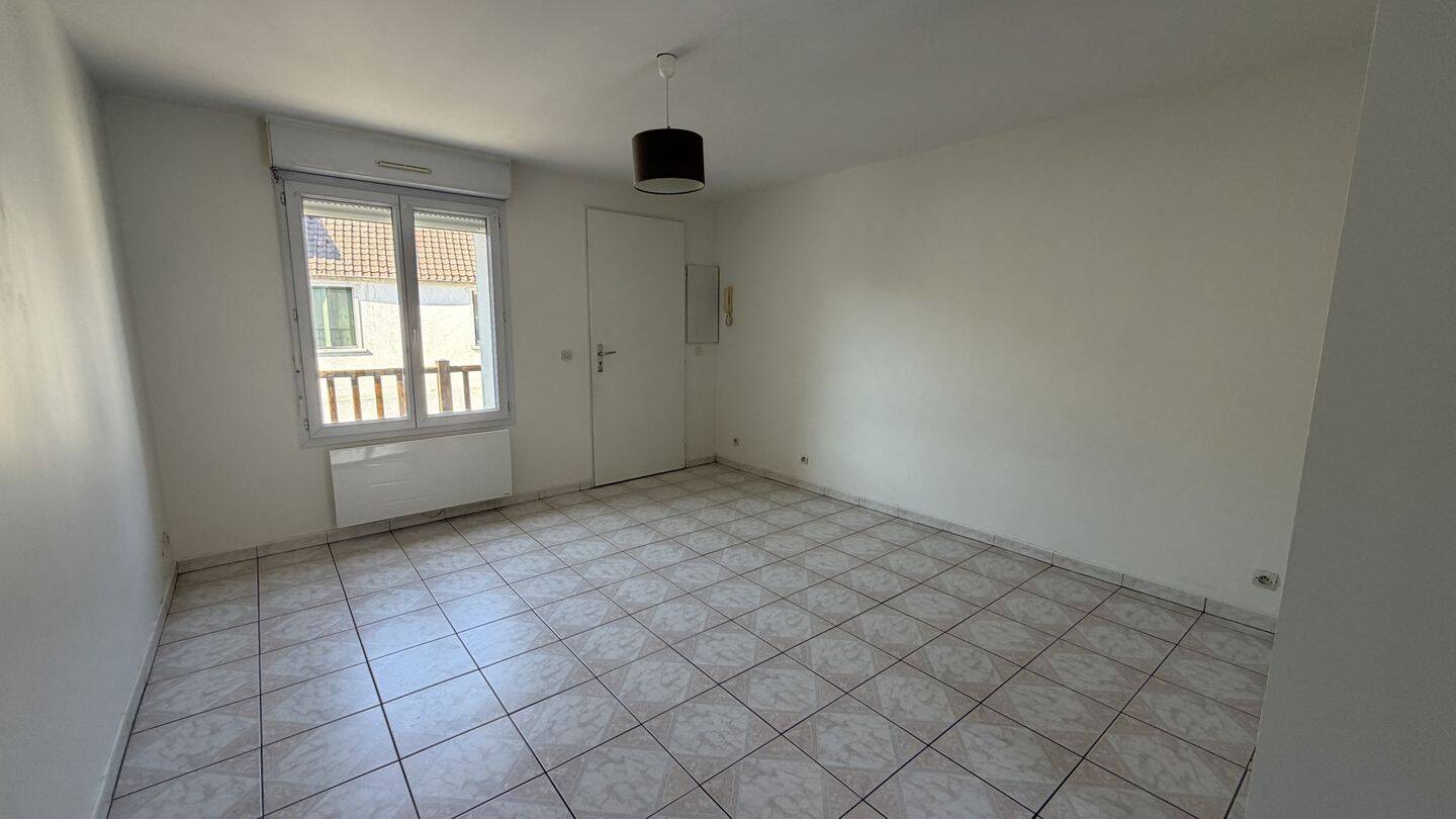 Appartement 2 pièces 39 m² · à Neauphle-le-Château · 39 m² · 813 €
