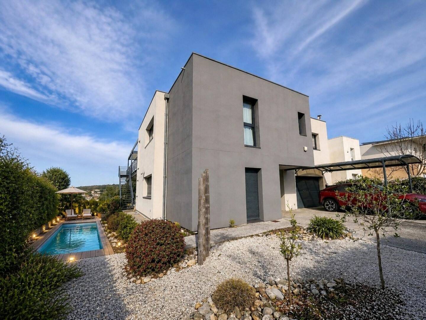 Maison 8 pièces 256 m² · à Juvignac · 256 m² · 790 000 €