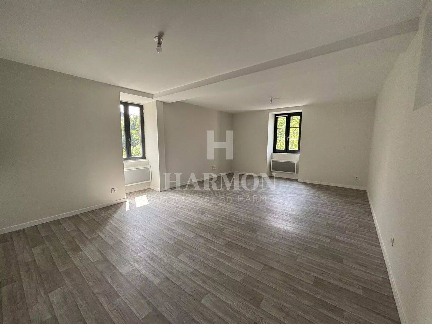 Appartement 2 pièces 54 m² · à Oloron-Sainte-Marie · 54 m² · 580 €