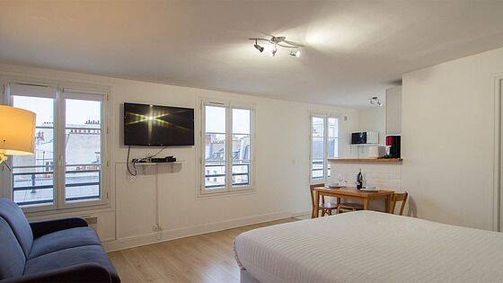 Appartement 1 pièce 30 m² · à Paris 7ème Arrondissement · 30 m² · 2 000 €